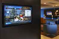 Bar, Cafe and Lounge Courtyard by Marriott Cleveland Airport South