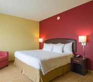 Bedroom 7 Courtyard by Marriott Wilmington Brandywine