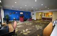 Lobi 4 Days Inn by Wyndham Lehi