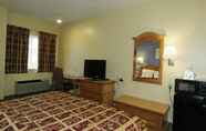 Bedroom 2 Days Inn by Wyndham Lehi