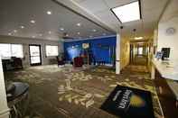 Lobby Days Inn by Wyndham Lehi