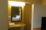 In-room Bathroom Extended Stay America Suites Columbia Columbia Corporate Pk