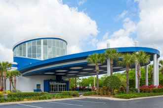 Exterior 4 Holiday Inn Resort Orlando Suites - Waterpark, an IHG Hotel