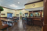 Bar, Cafe and Lounge Oxford Suites Pendleton