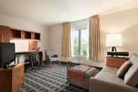 Common Space Towneplace Suites by Marriott Boca Raton