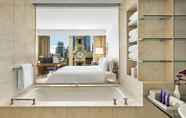 Toilet Kamar 5 The Fullerton Hotel Sydney