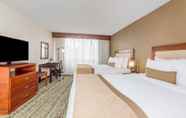 Bedroom 7 Clarion Hotel & Suites