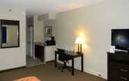 Bedroom 6 Comfort Inn & Suites Mundelein-Vernon Hills