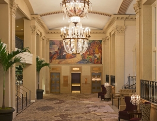 Lobby 2 Peoria Marriott Pere Marquette