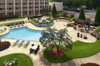 Kolam Renang Atlanta Airport Marriott