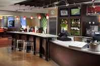 Bar, Cafe and Lounge Courtyard by Marriott Miami Downtown