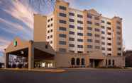 Luar Bangunan 2 Embassy Suites by Hilton Raleigh Crabtree