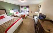 Bedroom 3 Ramada by Wyndham Houston Intercontinental Airport East