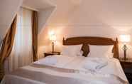 Bedroom 5 Top Hotel Jagdschloss Niederwald