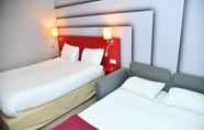 Bedroom 2 ibis Styles Avignon Sud