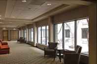 Lobby DoubleTree by Hilton Denver - Thornton