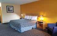 Bedroom 7 Days Inn by Wyndham Oak Ridge Knoxville