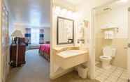 In-room Bathroom 3 Cottonwood Suites Savannah Hotel & Conference Center