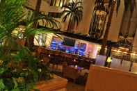 Bar, Kafe, dan Lounge Hilton Orange County/Costa Mesa