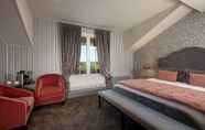 Kamar Tidur 5 Chateau Hotel & Spa Grand Barrail