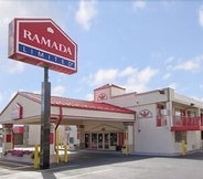 Exterior 3 Ramada Limited Cockeysville