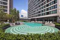 Swimming Pool Bangkok Marriott Marquis Queen’s Park