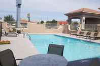 Swimming Pool Best Western El Rancho Palacio