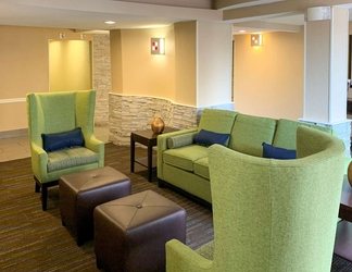 Lobi 2 Comfort Inn & Suites East Hartford - Hartford