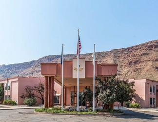 Bên ngoài 2 Quality Suites Moab near Arches National Park