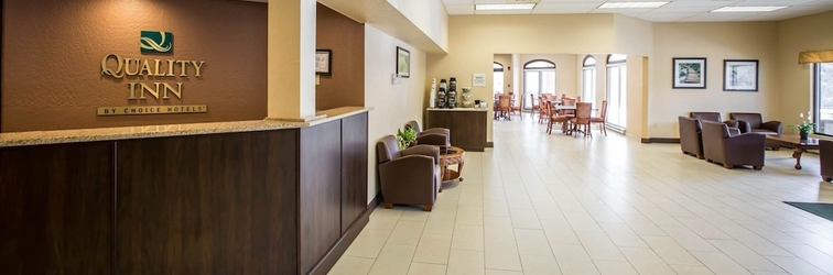 Lobby Clarion Pointe Sylva near Cherokee Area