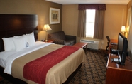 Bedroom 7 Comfort Inn Rockland - Boston