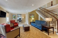 Common Space Comfort Inn Rockland - Boston