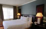 Kamar Tidur 4 Clarion Inn Ridgecrest