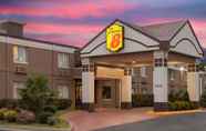 Bangunan 3 Super 8 by Wyndham Grand Prairie North