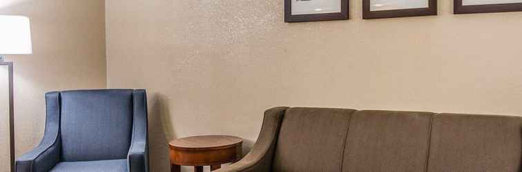 Sảnh chờ Comfort Inn & Suites Lakeland North I-4