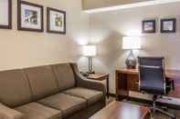 Common Space Comfort Inn & Suites Lakeland North I-4