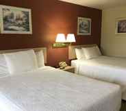 Bedroom 2 Americas Best Value Inn Cabot