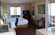 Bedroom 7 Ramada by Wyndham Campbell River