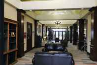 Lobby Ramada by Wyndham Batesville