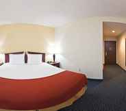 Bedroom 6 La Quinta Inn & Suites by Wyndham Jonesboro