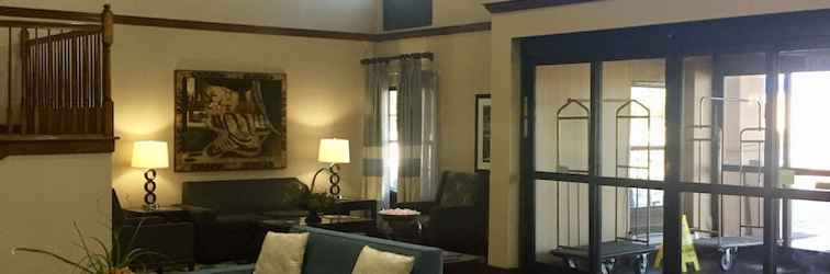 Lobi La Quinta Inn & Suites by Wyndham Jonesboro