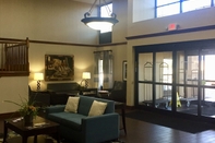 Lobby La Quinta Inn & Suites by Wyndham Jonesboro