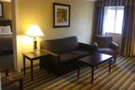 Common Space Quality Inn & Suites Fairgrounds