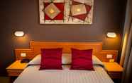 Kamar Tidur 3 Abbotsleigh Motor Inn