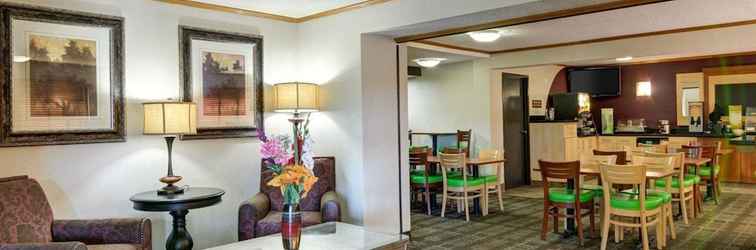 Lobi Quality Inn Fort Smith I-540