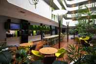 Quầy bar, cafe và phòng lounge Novotel Darwin CBD