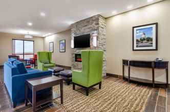 Lobby 4 Comfort Inn & Suites Salina North