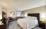 Bilik Tidur 2 Doubletree by Hilton Washington DC Silver Spring