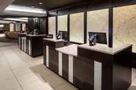 Lobi Doubletree by Hilton Washington DC Silver Spring