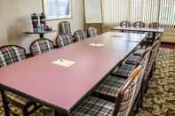 Functional Hall Quality Inn Seekonk - Providence